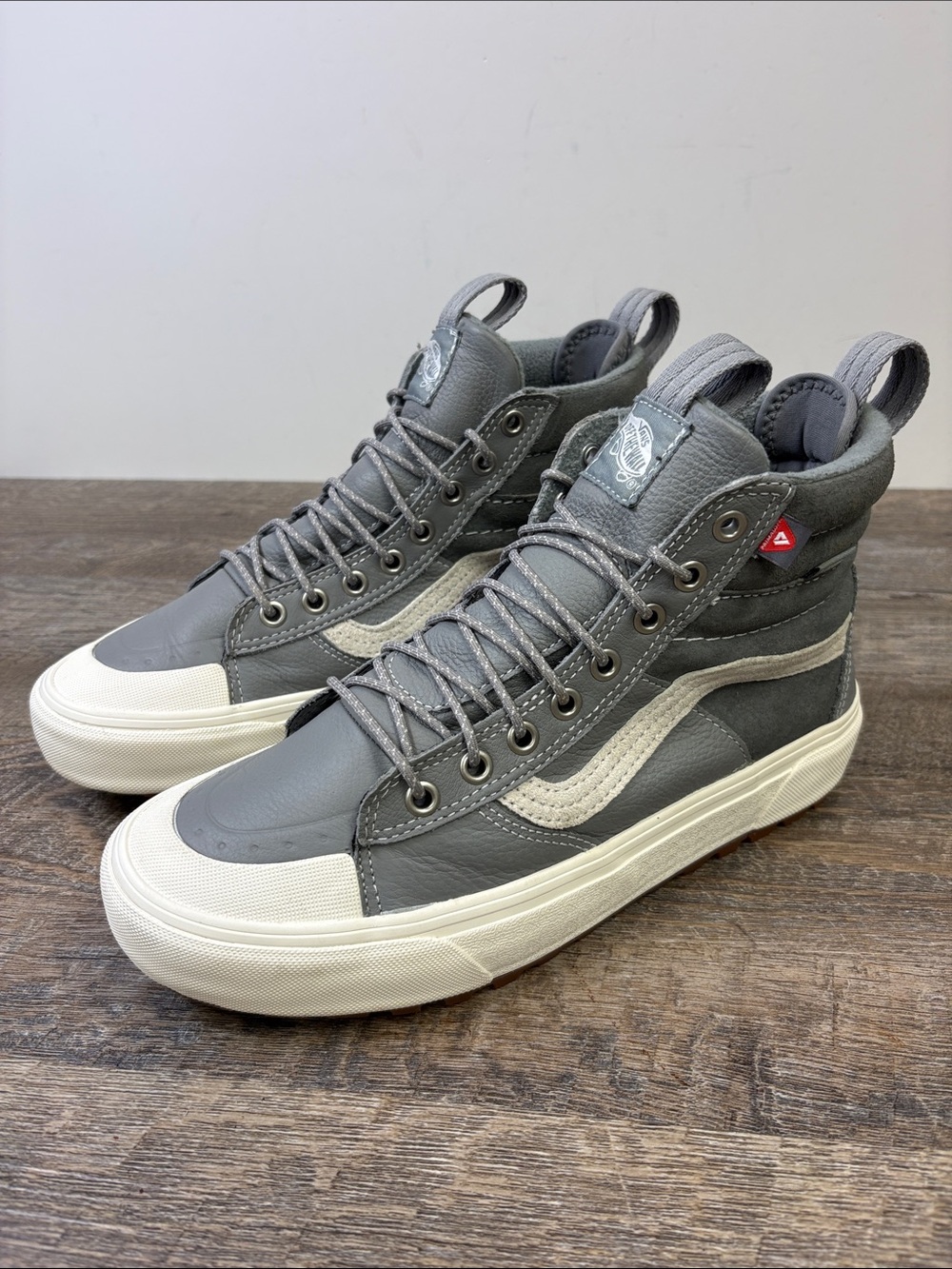 Vans Sk8-Hi MTE 2.0 DX ‘Frost Grey’ Winter High-Top Sneakers | Women’s 9